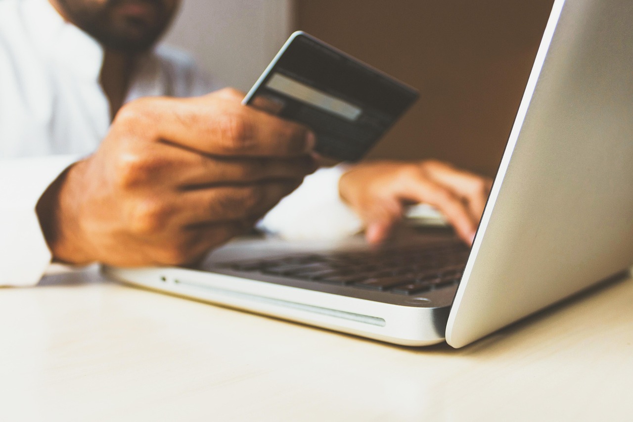 online payment smartphone card